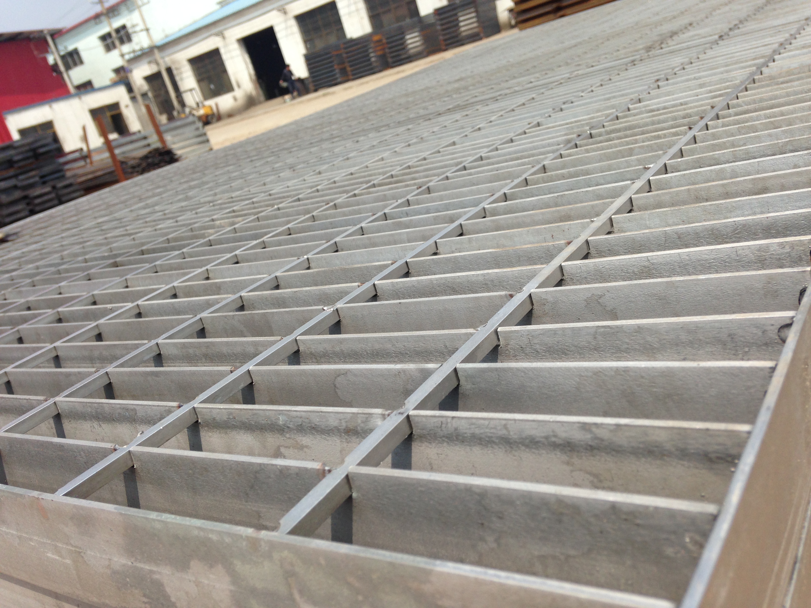 不銹鋼鋼格板圖片