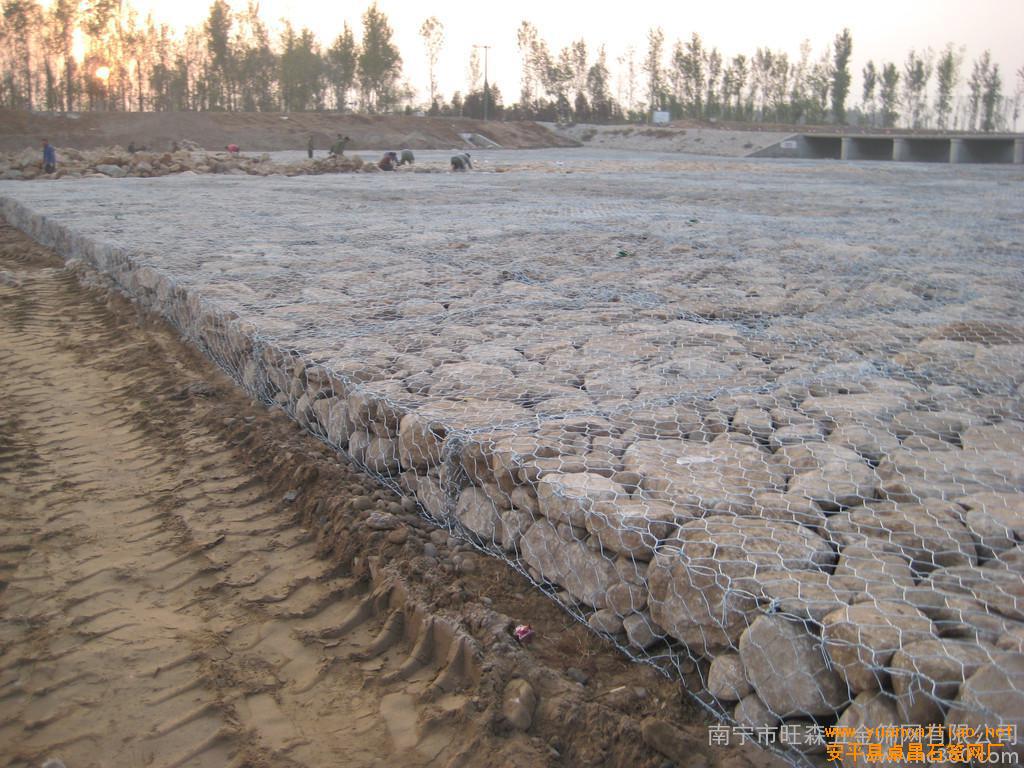 生態(tài)鋼筋石籠擋墻案例