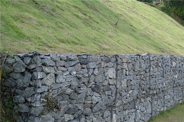 遼寧河道護(hù)坡鍍鋅石籠網(wǎng)