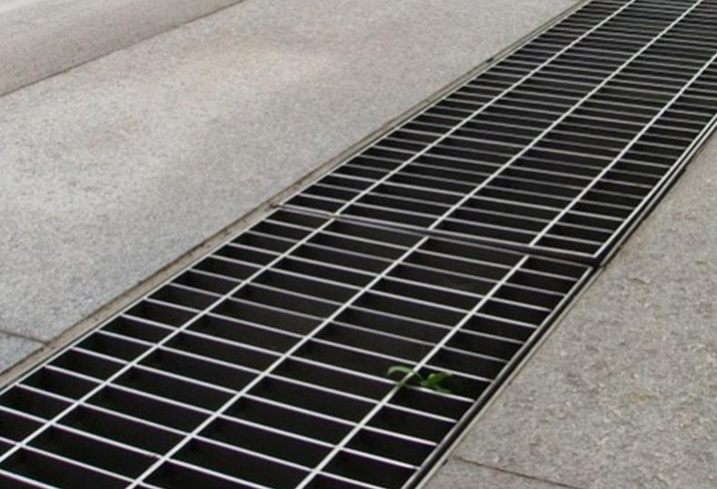 熱鍍鋅鋼格板產(chǎn)品圖片