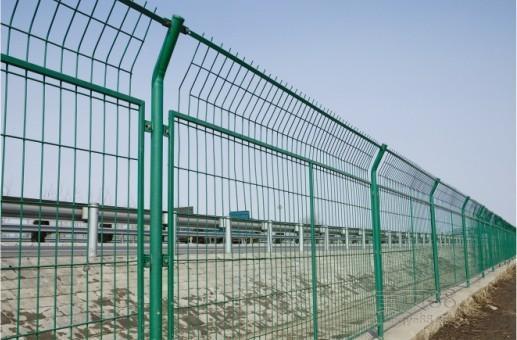 框架護(hù)欄網(wǎng)