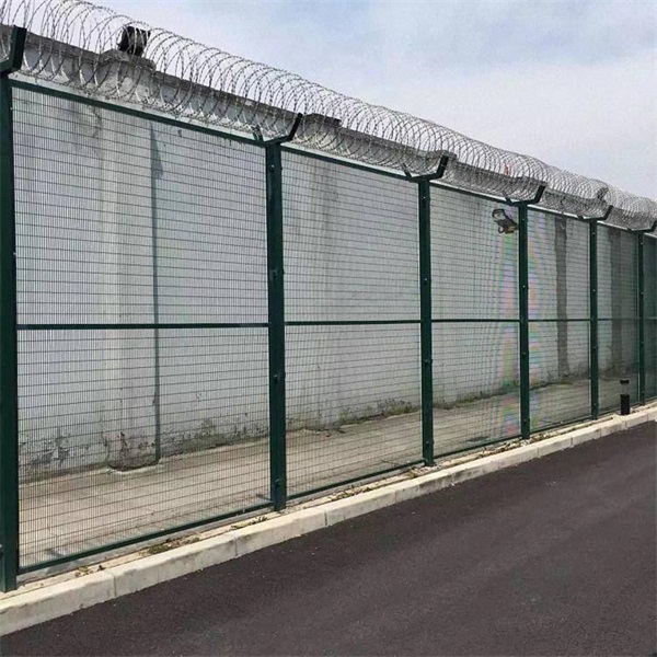 監(jiān)獄鋼網墻