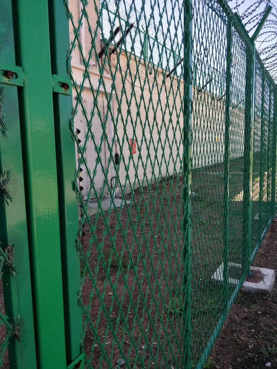 戒毒所刀片刺網(wǎng)