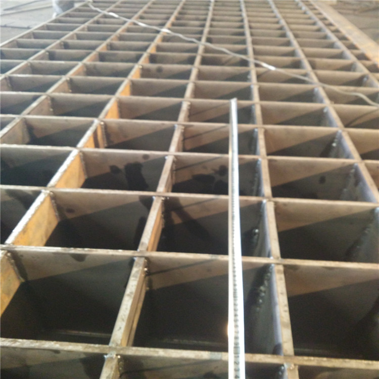 重載荷型鋼格板